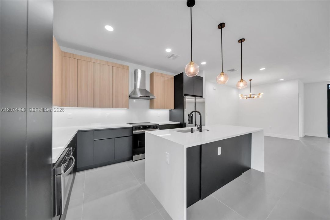На продажу: $469,900 (4 спален, 3 ванн, 2401 Квадратных фут)