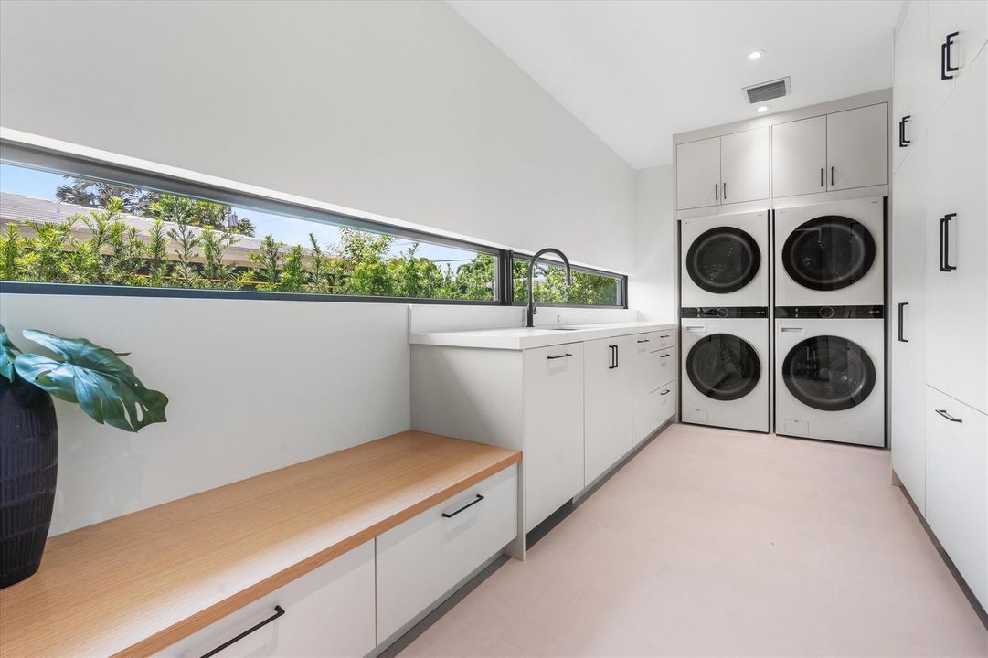 Double Laundry / Pantry