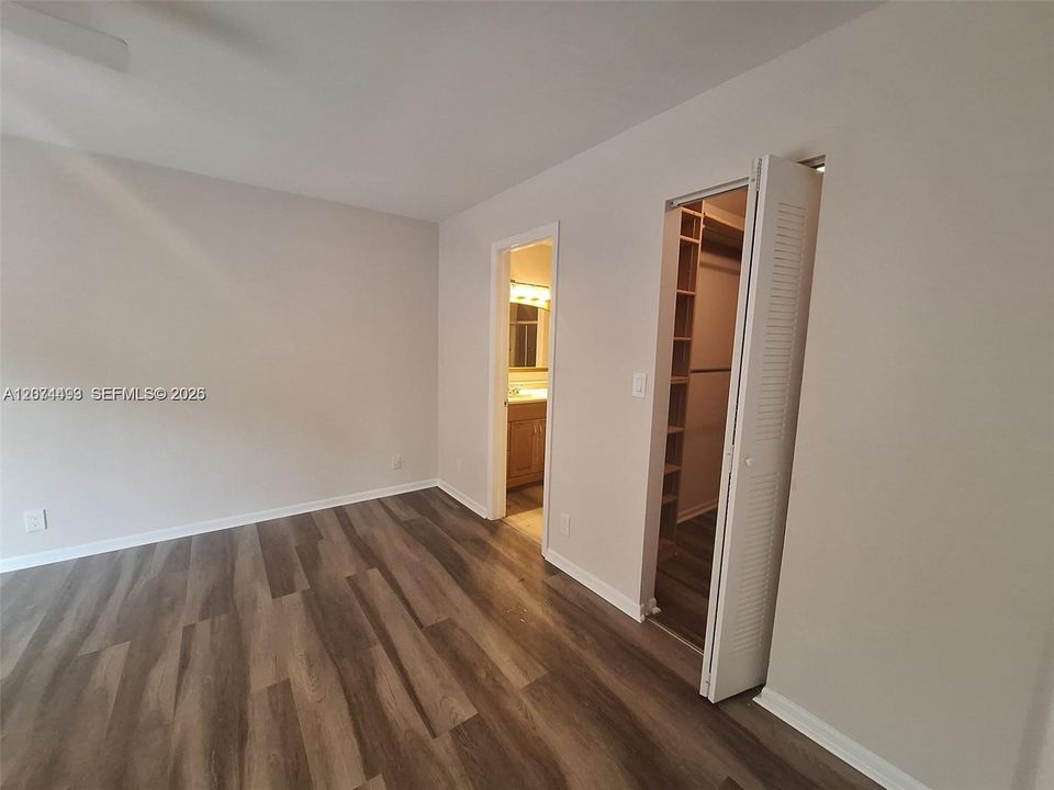 For Rent: $3,250 (3 beds, 2 baths, 1200 Square Feet)