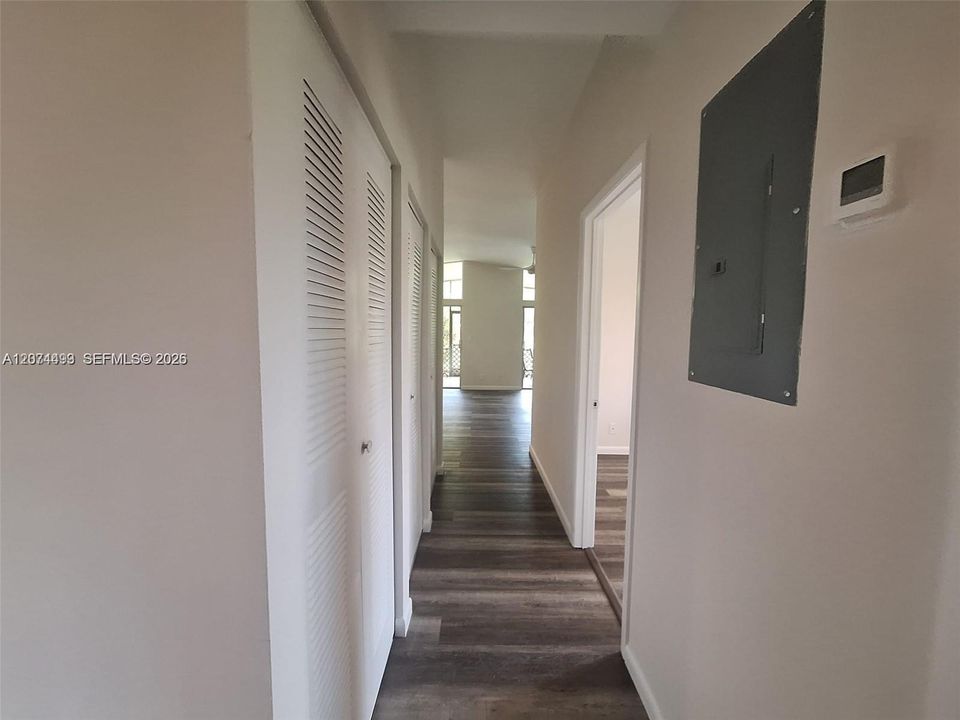 For Rent: $3,250 (3 beds, 2 baths, 1200 Square Feet)