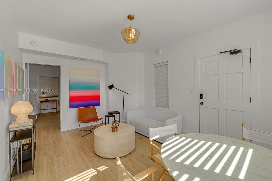 For Rent: $3,200 (1 beds, 1 baths, 603 Square Feet)