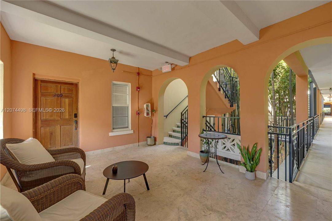 For Rent: $3,200 (1 beds, 1 baths, 603 Square Feet)