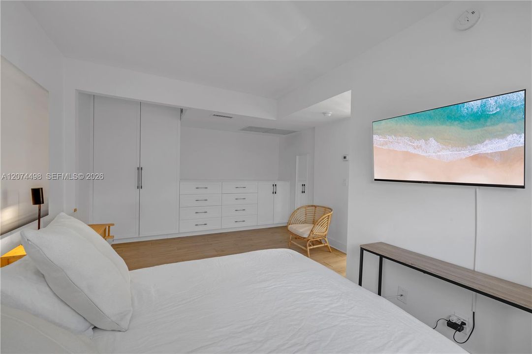 For Rent: $3,200 (1 beds, 1 baths, 603 Square Feet)