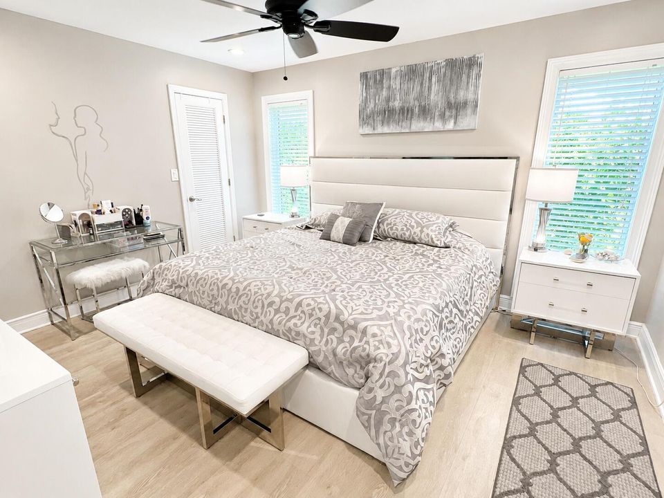 bedroom master