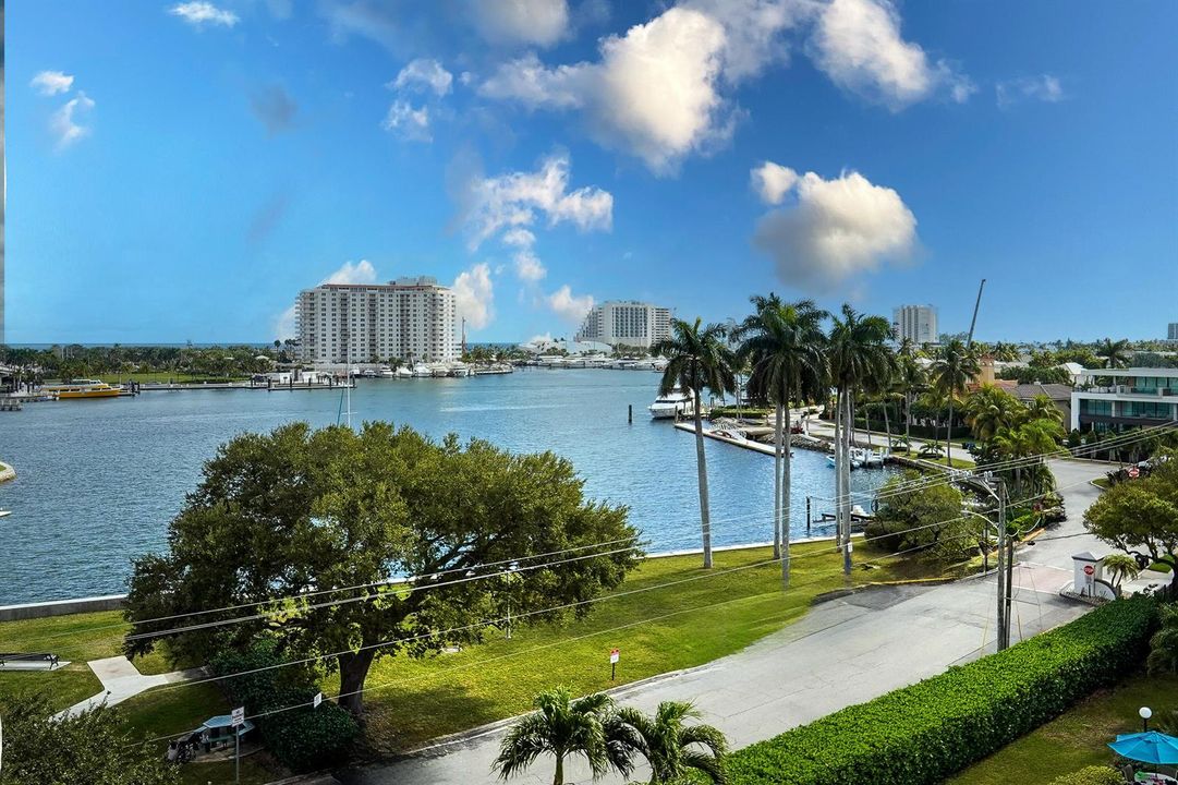 2500 E Las Olas Blvd Apt 403-print-028-0