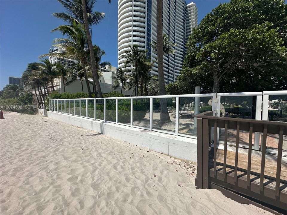 FACING 3001 BLDG FROM OCEAN