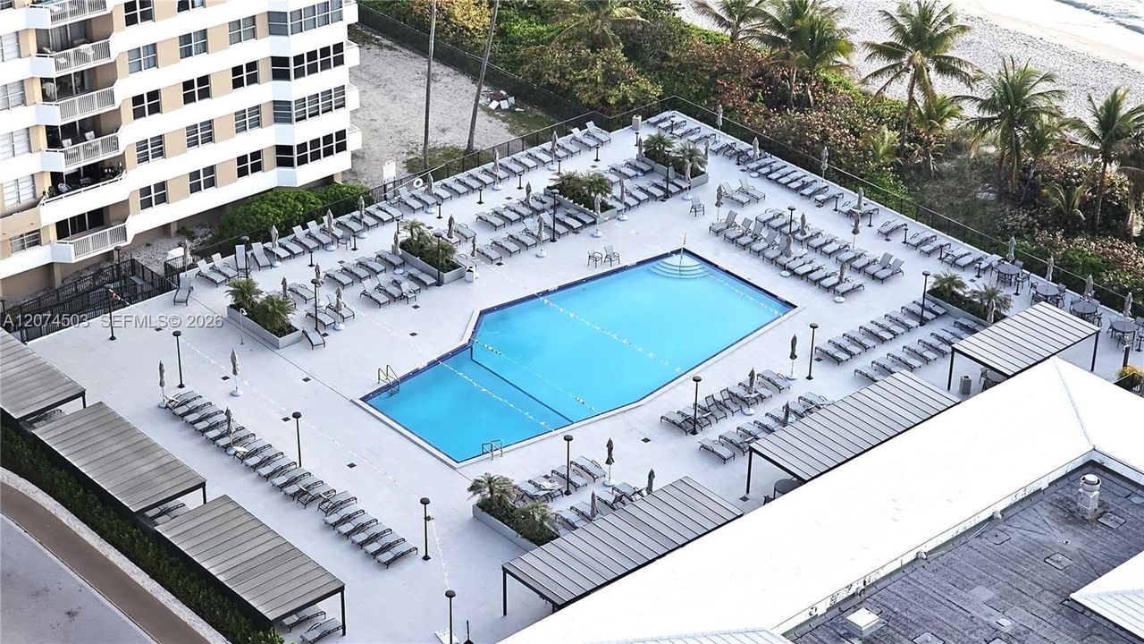 For Rent: $3,400 (1 beds, 1 baths, 870 Square Feet)