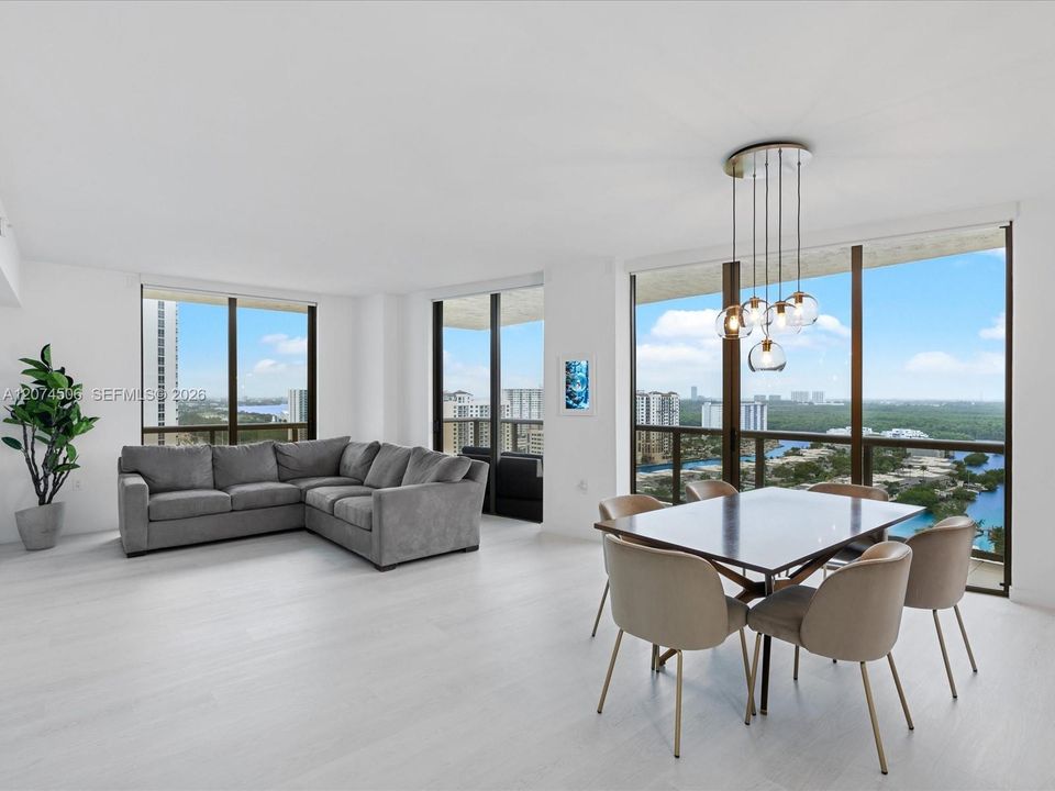 For Sale: $1,190,000 (2 beds, 2 baths, 1342 Square Feet)