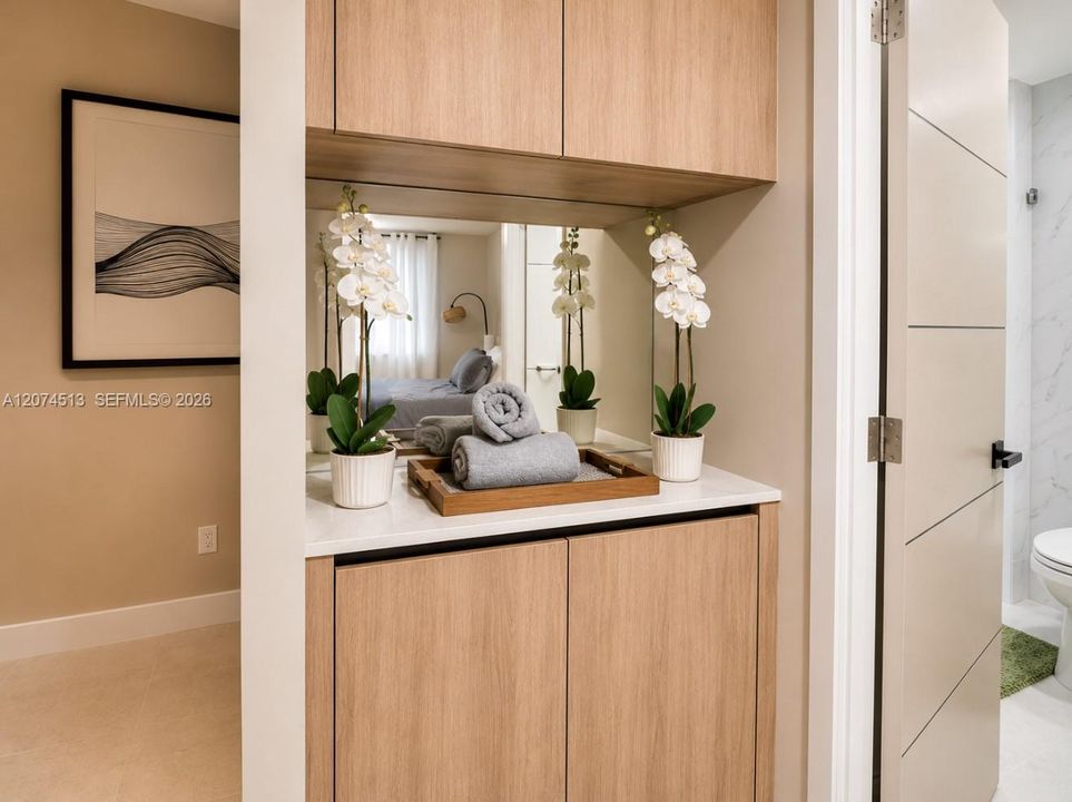 Recently Sold: $455,000 (2 beds, 2 baths, 1160 Square Feet)