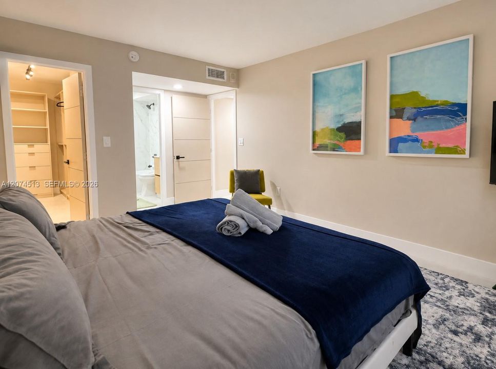 Recently Sold: $455,000 (2 beds, 2 baths, 1160 Square Feet)