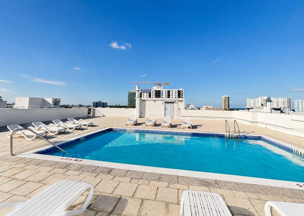 Recently Sold: $455,000 (2 beds, 2 baths, 1160 Square Feet)