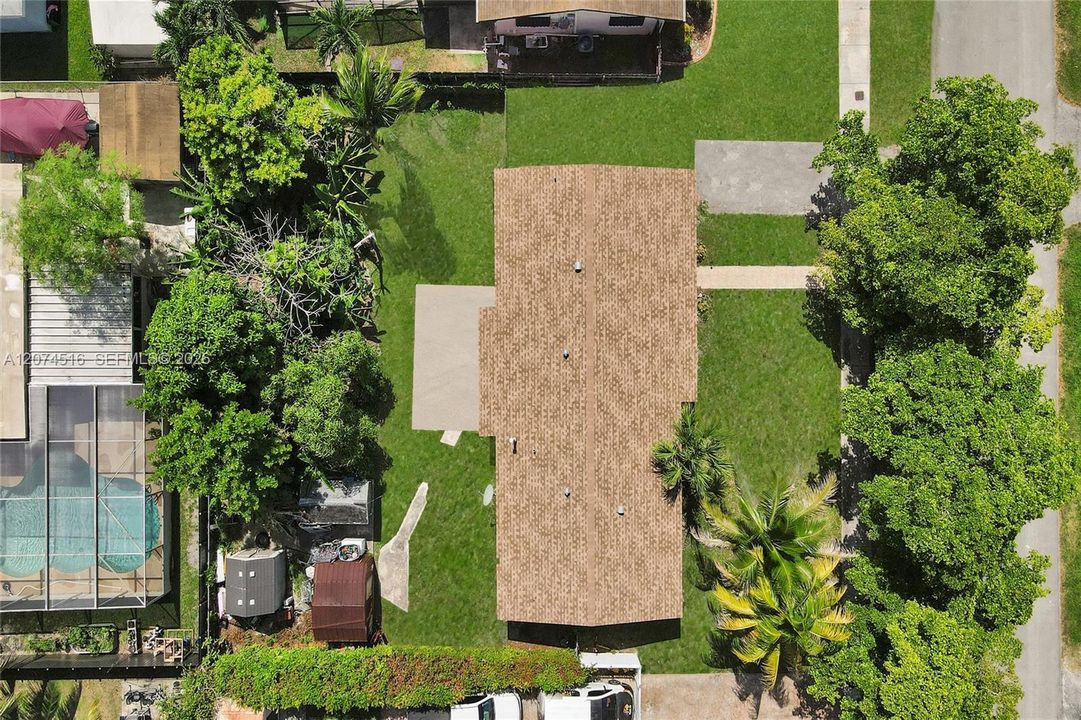 For Sale: $470,000 (3 beds, 1 baths, 1350 Square Feet)