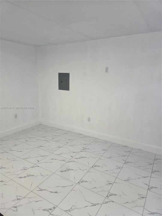 For Rent: $1,400 (0 beds, 1 baths, 0 Square Feet)