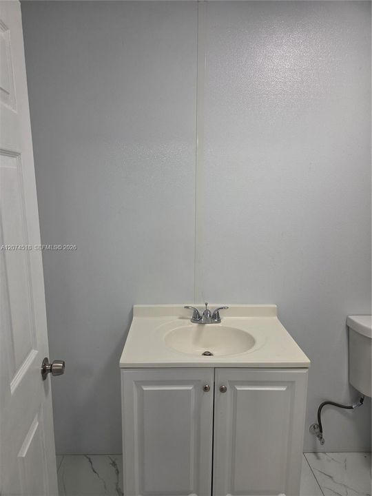 For Rent: $1,400 (0 beds, 1 baths, 0 Square Feet)