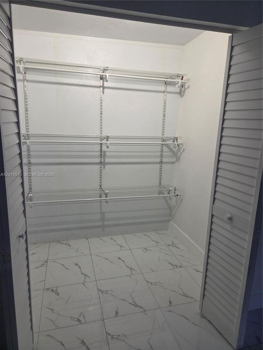 For Rent: $1,400 (0 beds, 1 baths, 0 Square Feet)