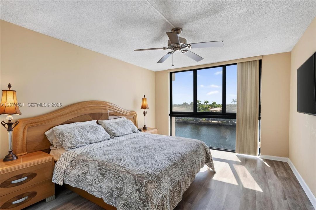 For Rent: $4,500 (2 beds, 2 baths, 1221 Square Feet)