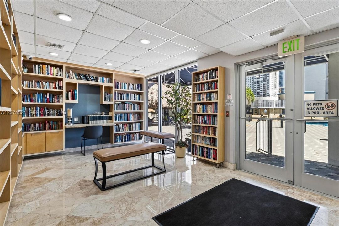 For Rent: $4,500 (2 beds, 2 baths, 1221 Square Feet)