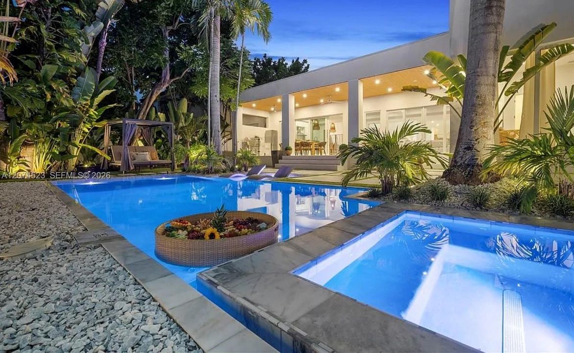 En Venta: $3,200,000 (4 camas, 4 baños, 3436 Pies cuadrados)