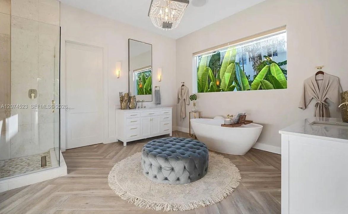 En Venta: $3,200,000 (4 camas, 4 baños, 3436 Pies cuadrados)