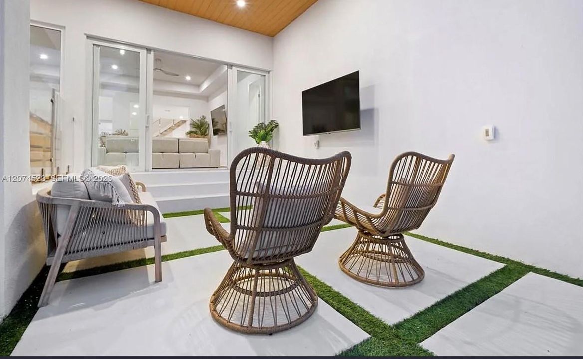 En Venta: $3,200,000 (4 camas, 4 baños, 3436 Pies cuadrados)