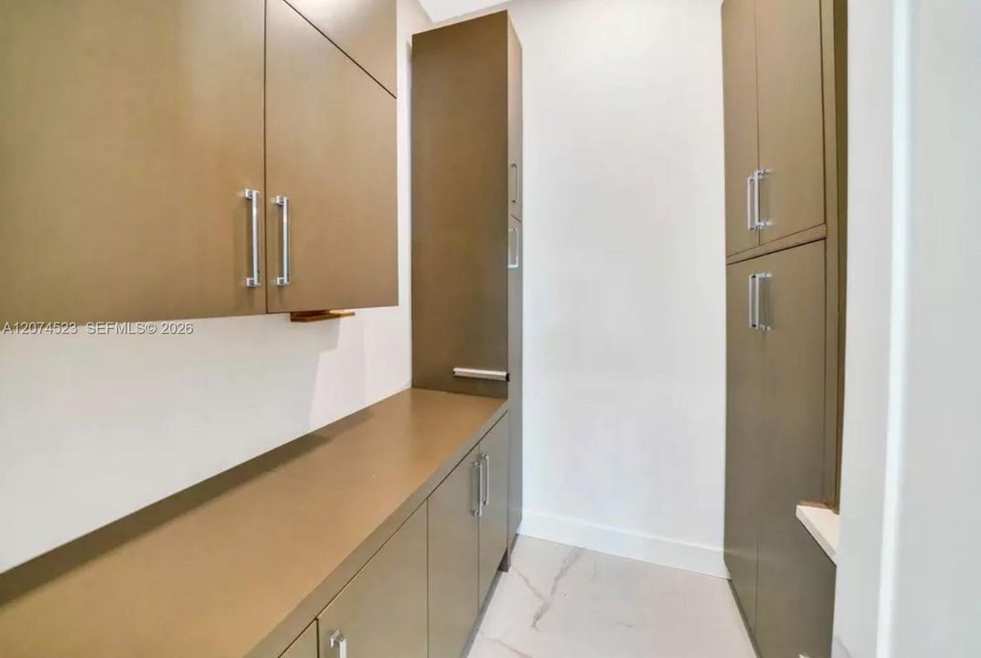 En Venta: $3,200,000 (4 camas, 4 baños, 3436 Pies cuadrados)