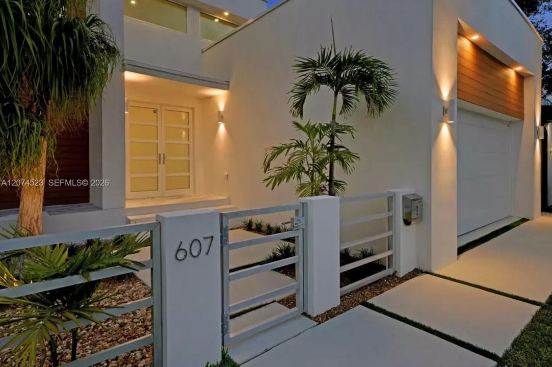 En Venta: $3,200,000 (4 camas, 4 baños, 3436 Pies cuadrados)