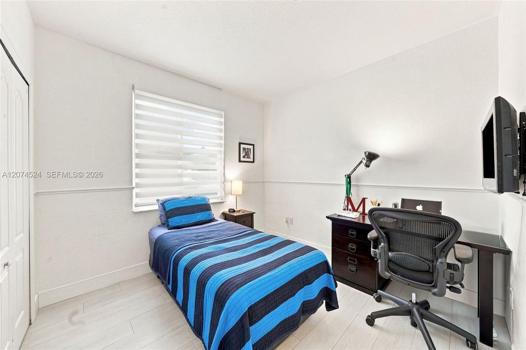 For Sale: $739,900 (4 beds, 2 baths, 2287 Square Feet)