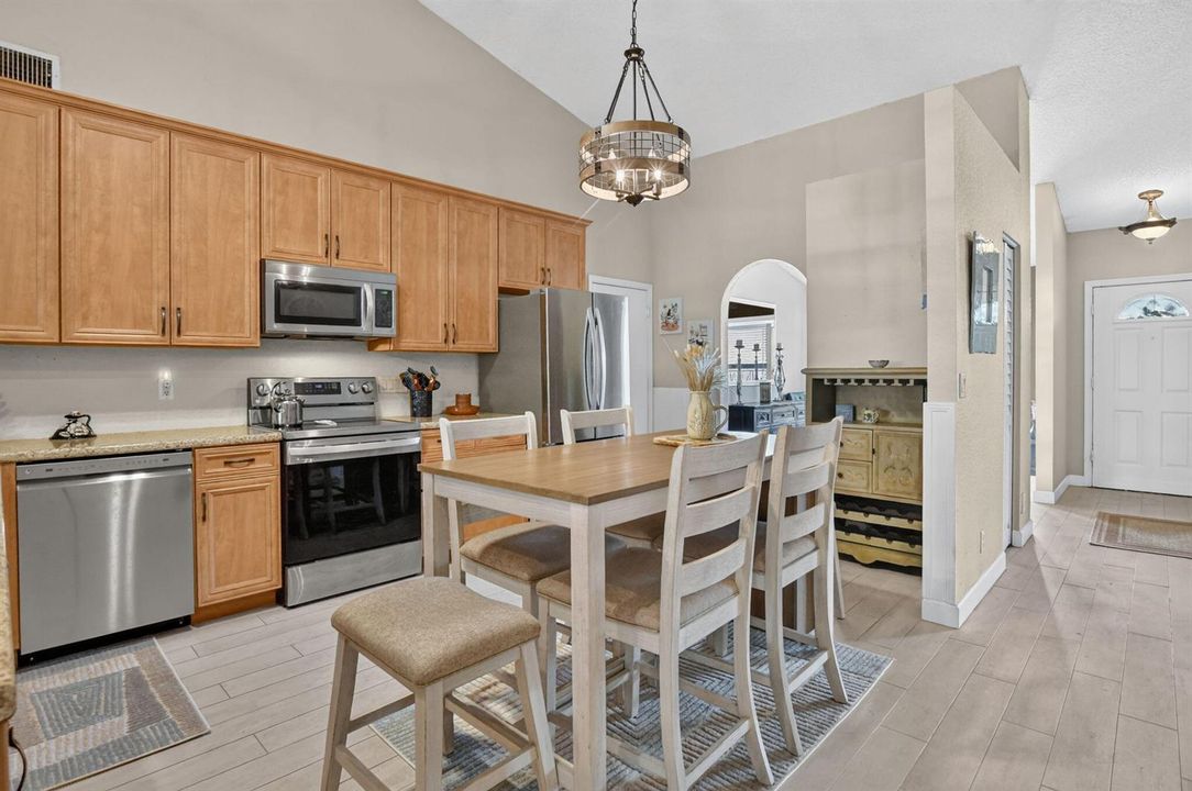 16-11241 Coral Reef Kitchen