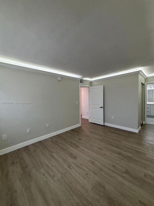 For Rent: $2,850 (3 beds, 2 baths, 1140 Square Feet)