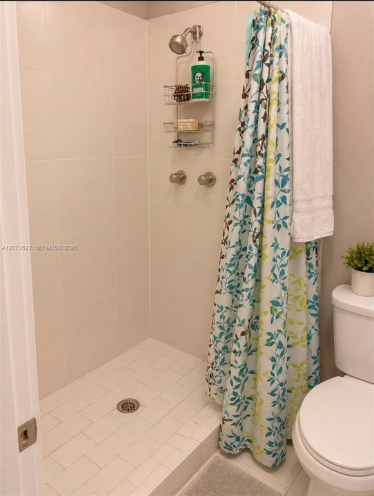 For Sale: $525,000 (3 beds, 2 baths, 1288 Square Feet)