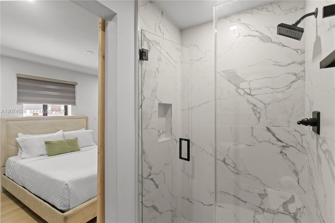For Rent: $1,400 (1 beds, 1 baths, 400 Square Feet)