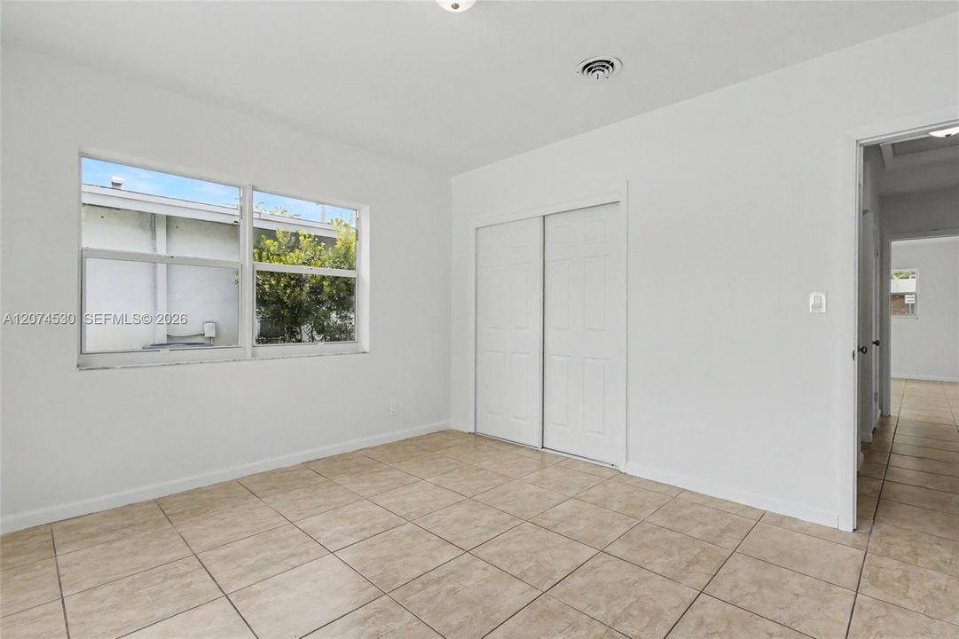 For Sale: $650,000 (4 beds, 3 baths, 2352 Square Feet)