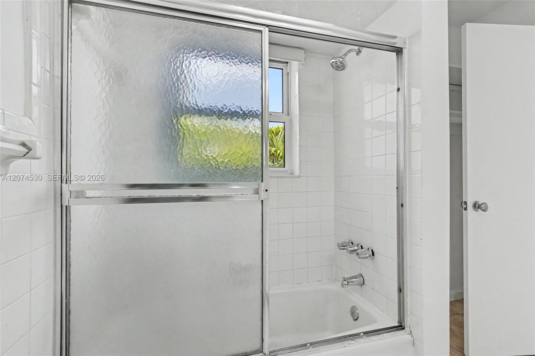 For Sale: $650,000 (4 beds, 3 baths, 2352 Square Feet)