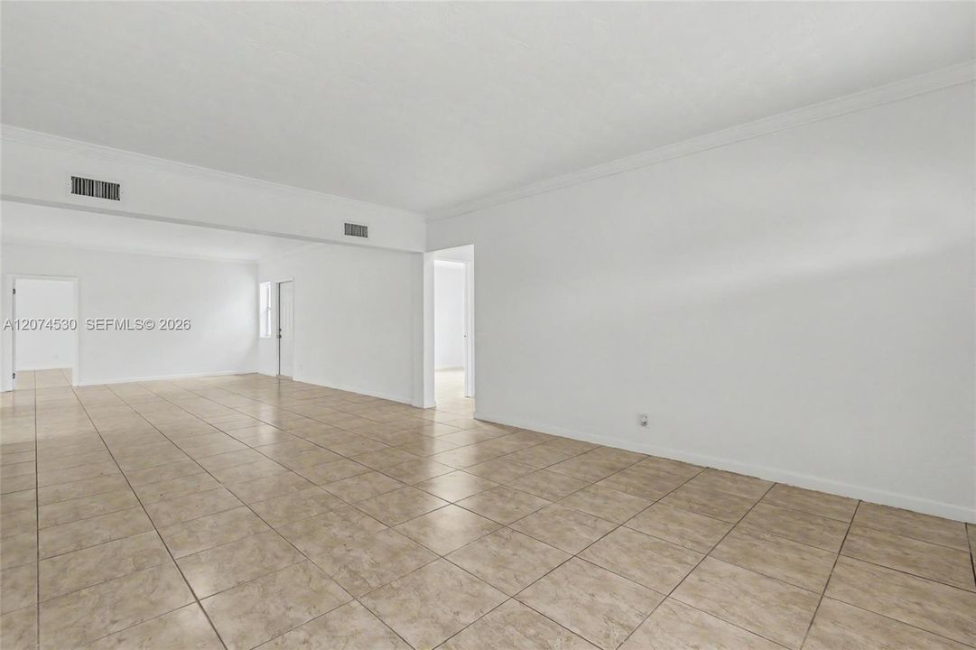 For Sale: $650,000 (4 beds, 3 baths, 2352 Square Feet)