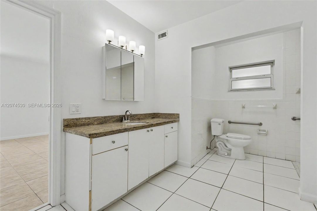 For Sale: $650,000 (4 beds, 3 baths, 2352 Square Feet)