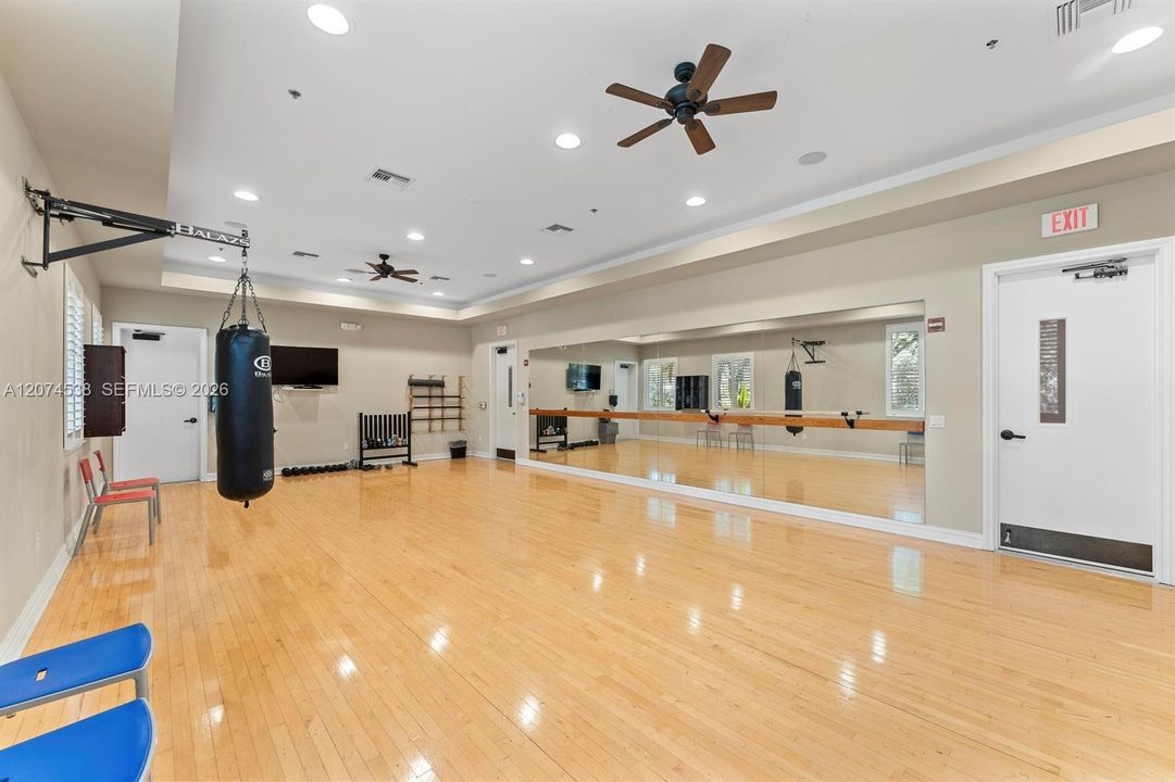 EXERCISE ROOM