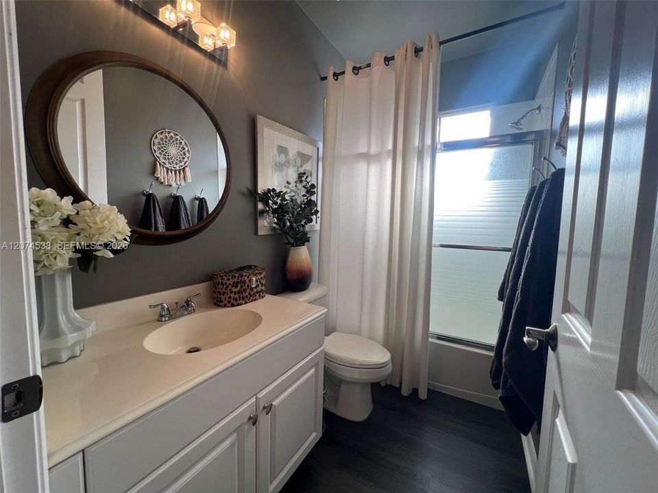 2ND BEDROOM