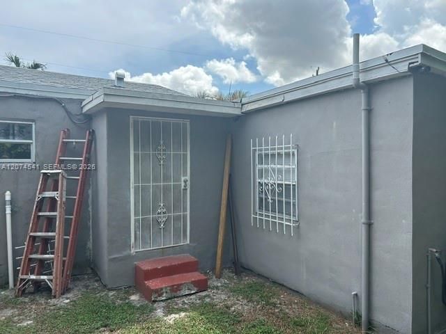 На продажу: $395,000 (2 спален, 1 ванн, 752 Квадратных фут)