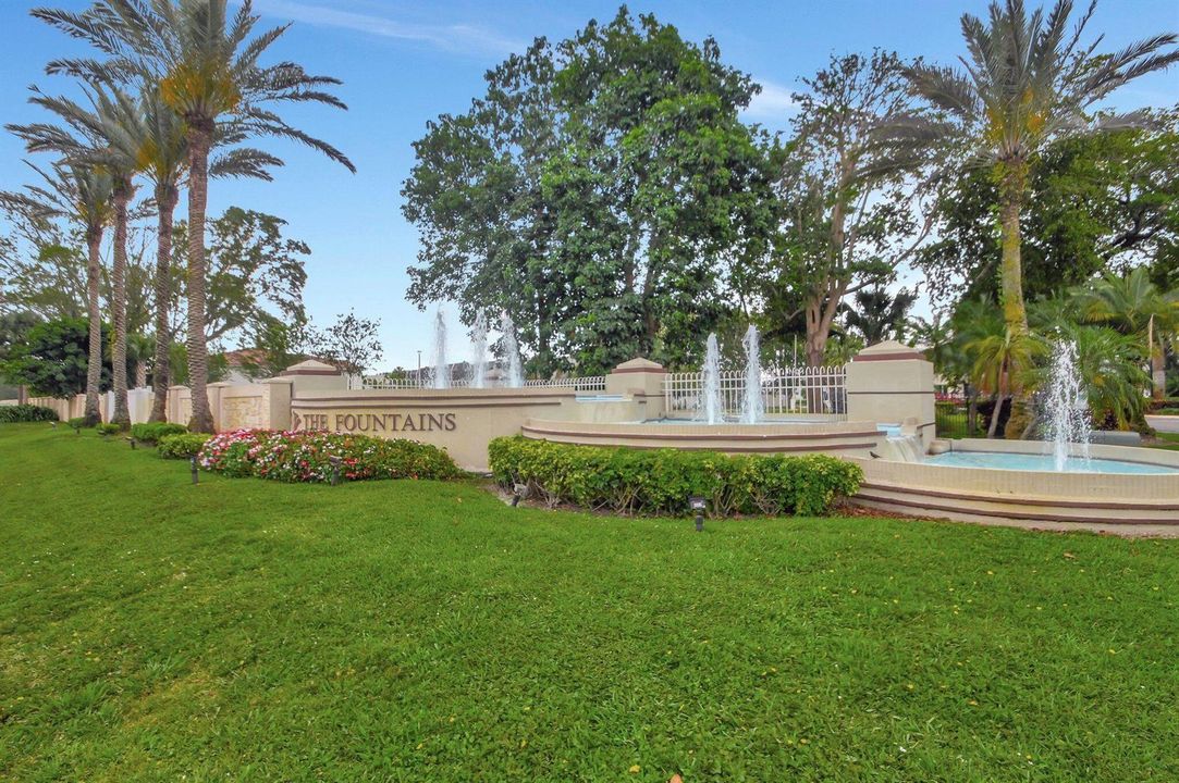 71-web-or-mls-The Fountains (1)