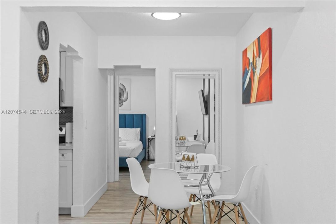 For Rent: $2,100 (1 beds, 1 baths, 600 Square Feet)