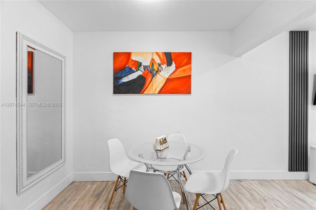 For Rent: $2,100 (1 beds, 1 baths, 600 Square Feet)
