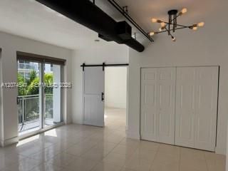 For Rent: $2,700 (1 beds, 1 baths, 835 Square Feet)