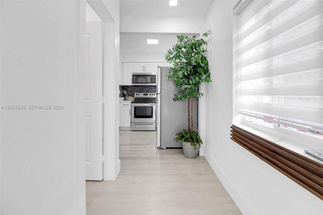 For Rent: $2,350 (2 beds, 1 baths, 600 Square Feet)