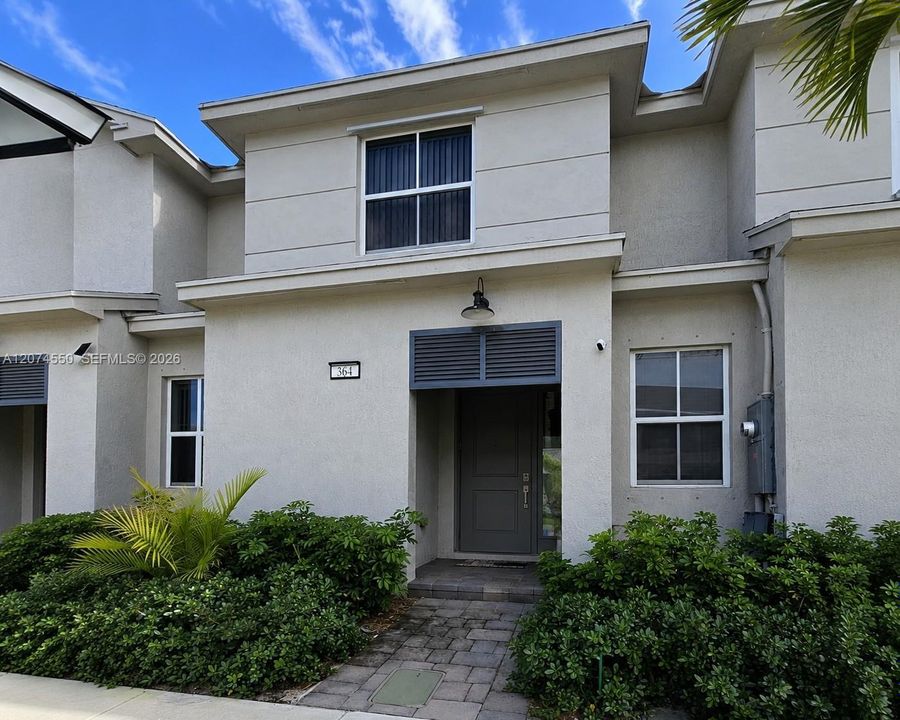 En Venta: $455,000 (3 camas, 3 baños, 1333 Pies cuadrados)