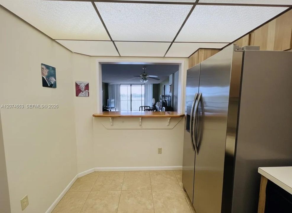 For Sale: $265,500 (2 beds, 2 baths, 1586 Square Feet)