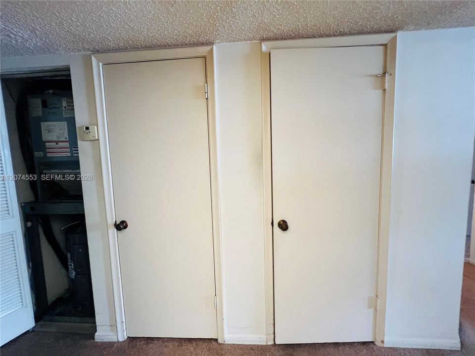 For Sale: $265,500 (2 beds, 2 baths, 1586 Square Feet)