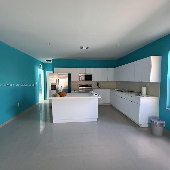 For Sale: $1,000,000 (0 beds, 0 baths, 3177 Square Feet)