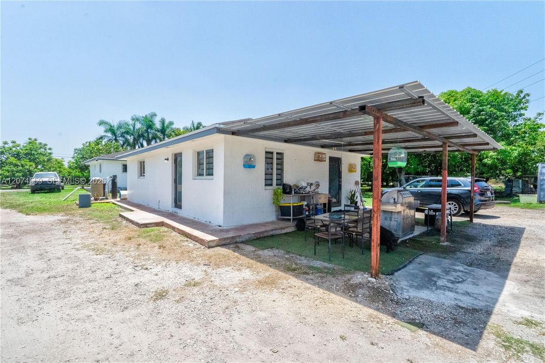En Venta: $2,800,000 (3 camas, 3 baños, 1905 Pies cuadrados)