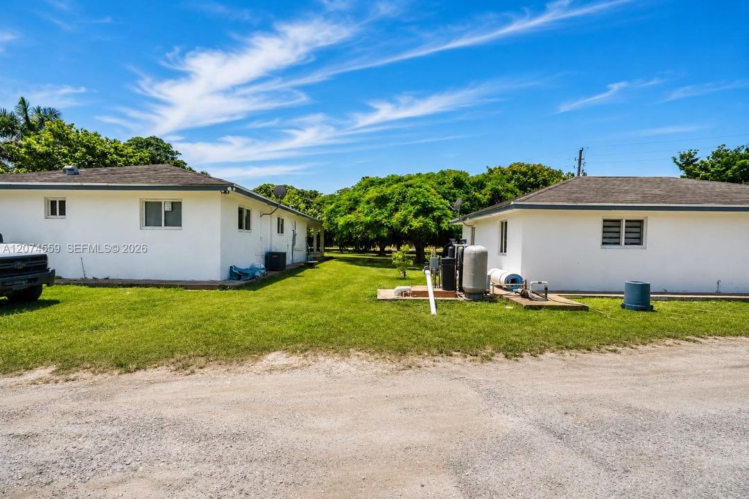 En Venta: $2,800,000 (3 camas, 3 baños, 1905 Pies cuadrados)