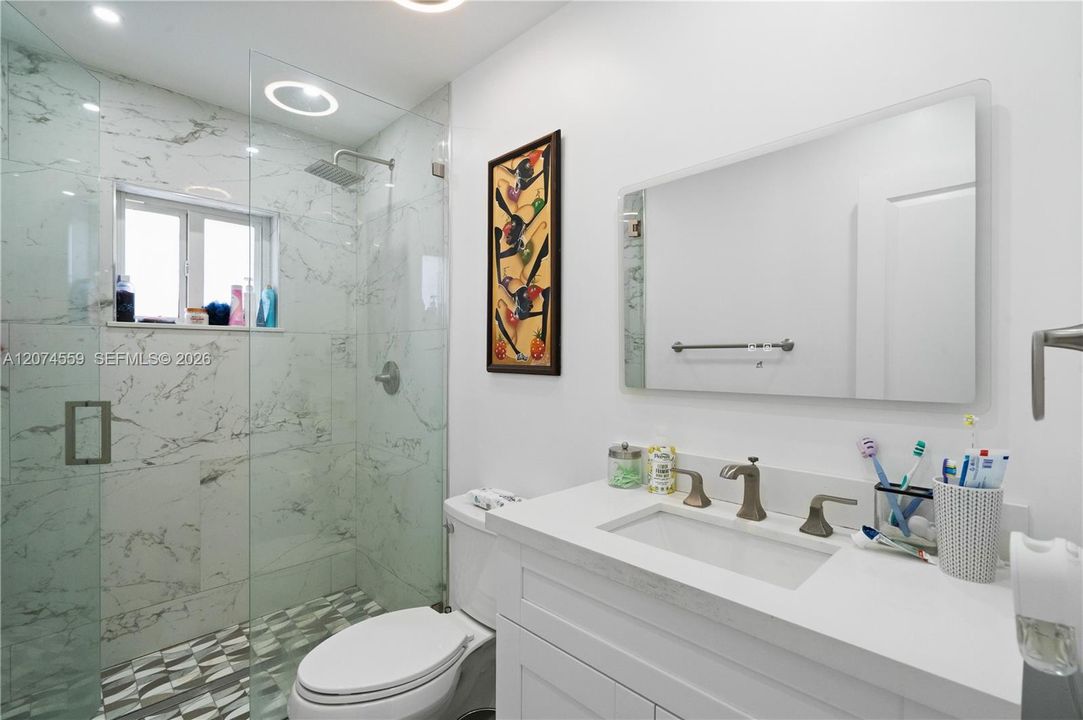 En Venta: $2,800,000 (3 camas, 3 baños, 1905 Pies cuadrados)